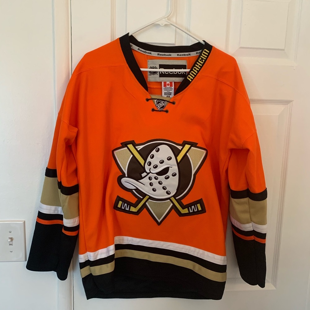 Anaheim Ducks Hockey Jersey Signed by Cam Fowler